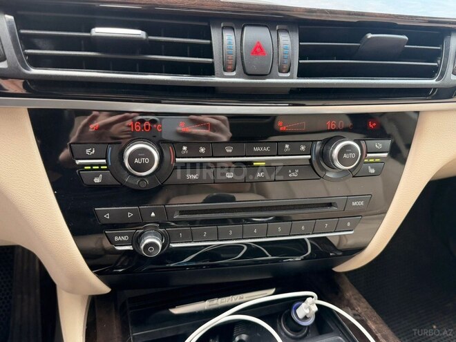 BMW X5-8