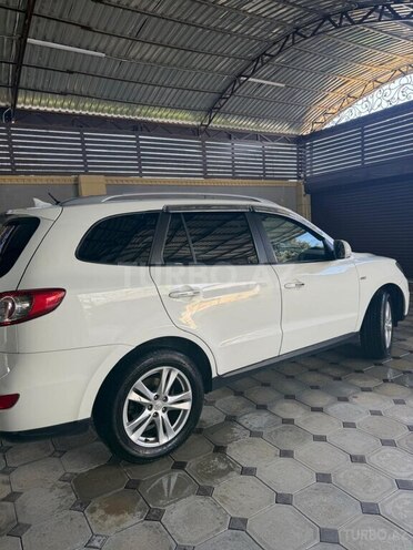 Hyundai Santa Fe-3