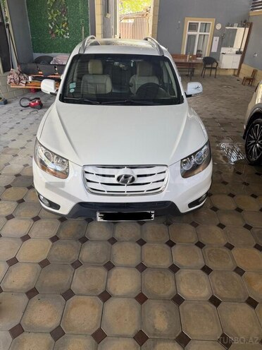 Hyundai Santa Fe-13