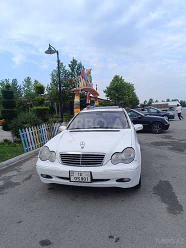 Mercedes C 240-1