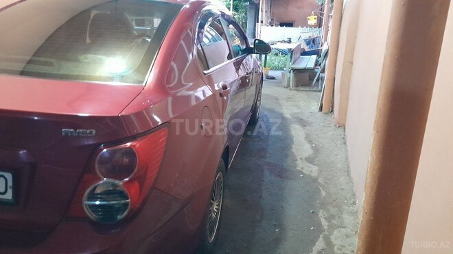 Chevrolet Aveo-3