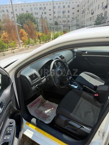 Volkswagen Jetta-3