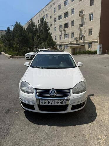 Volkswagen Jetta-1