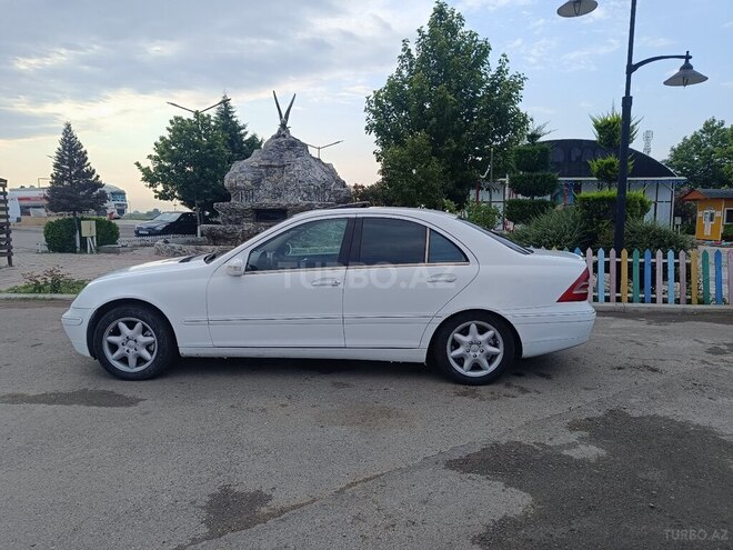Mercedes C 240-3