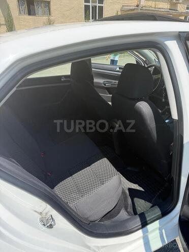 Volkswagen Jetta-5