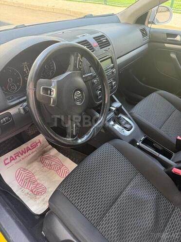 Volkswagen Jetta-6