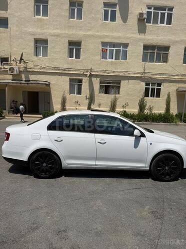 Volkswagen Jetta-9