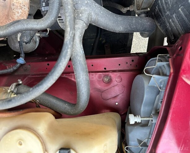 Mercedes 190-18