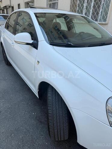 Volkswagen Jetta-11