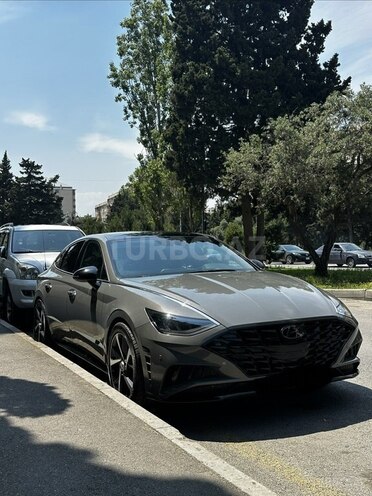 Hyundai Sonata-4