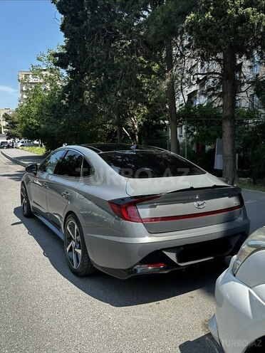 Hyundai Sonata-2