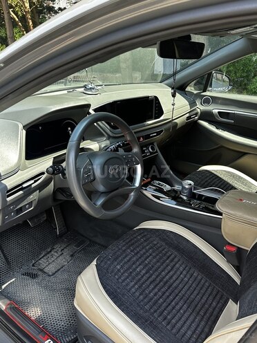 Hyundai Sonata-6