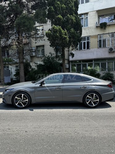 Hyundai Sonata-3