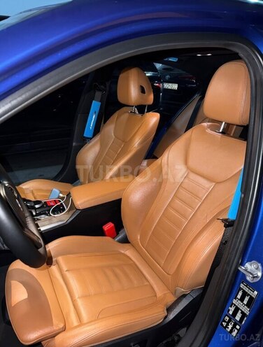 BMW 330-4