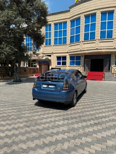 Toyota Prius-6