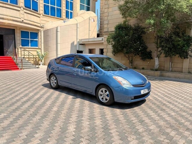 Toyota Prius-3