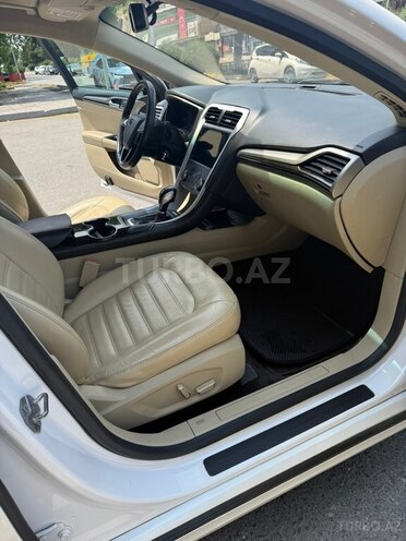 Ford Fusion (North America)-17