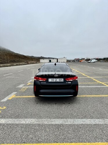 Kia Optima-5