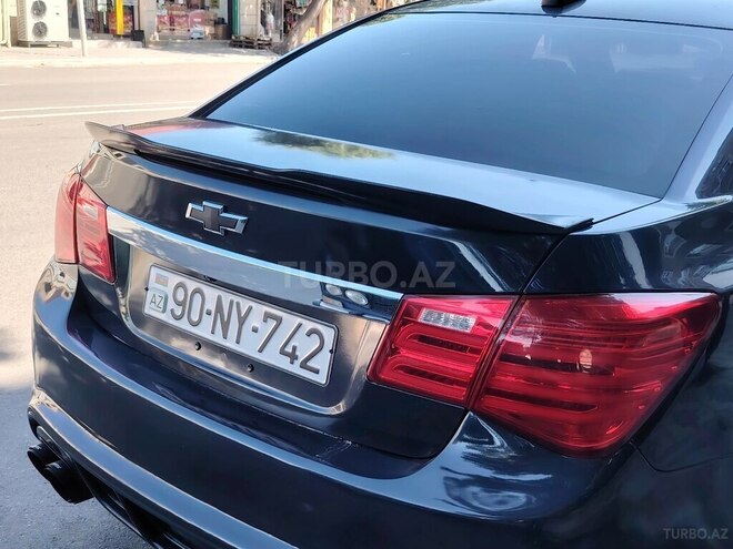 Chevrolet Cruze-9