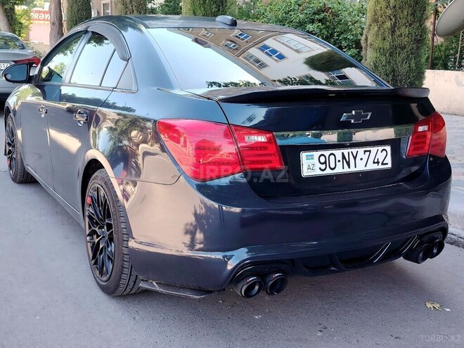 Chevrolet Cruze-10