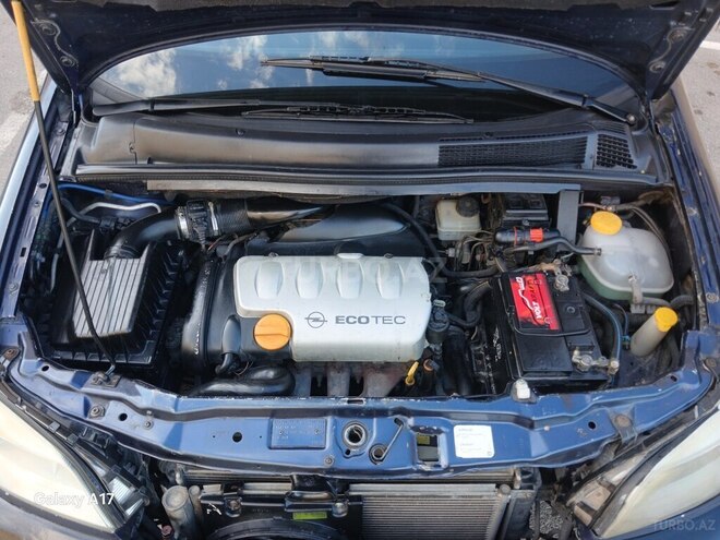 Opel Zafira-6