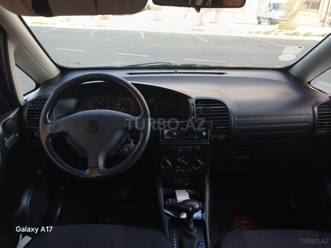 Opel Zafira-7