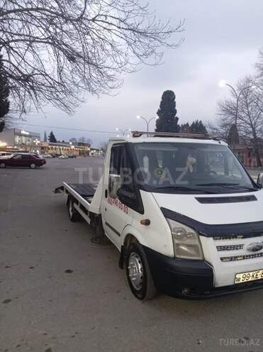Ford Transit-6