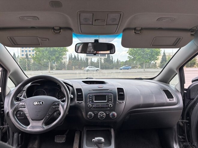 Kia Forte-13