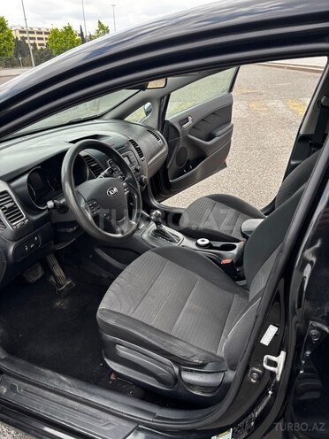 Kia Forte-11