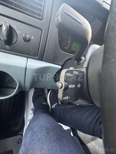 Ford Transit-12