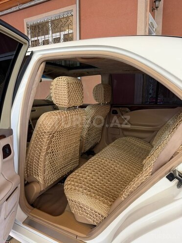 Mercedes E 240-20