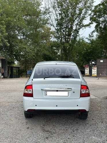 LADA (VAZ) Priora-21
