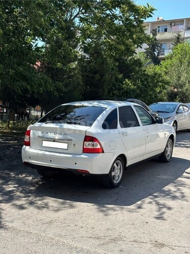 LADA (VAZ) Priora-10