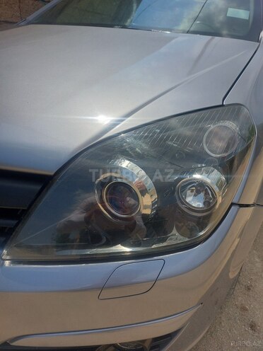 Opel Astra-11