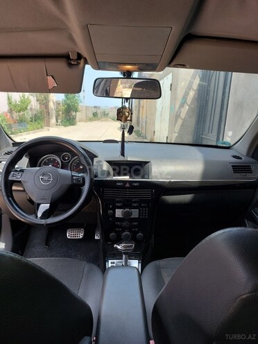 Opel Astra-7
