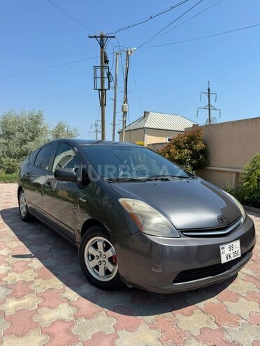 Toyota Prius-1