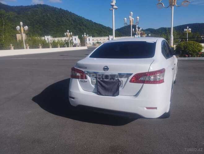 Nissan Sentra-5