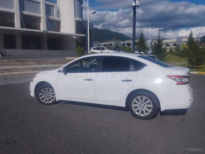 Nissan Sentra-6