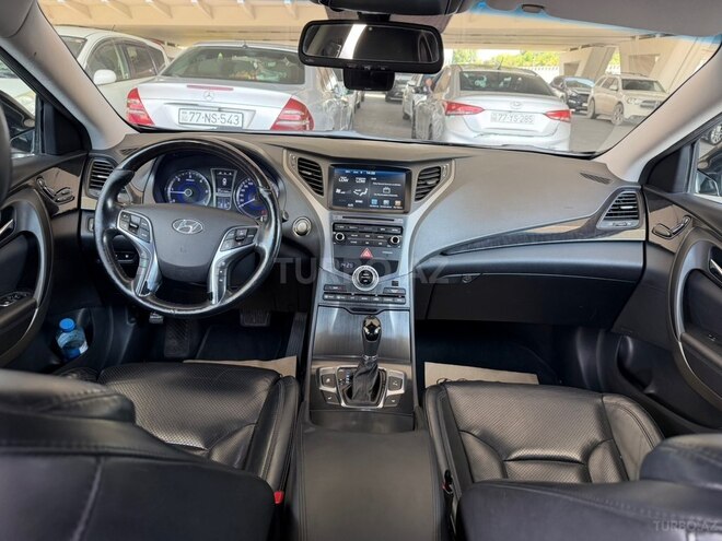 Hyundai Grandeur-7