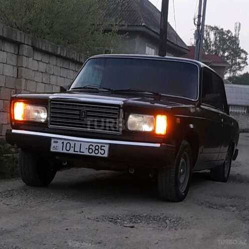 LADA (VAZ) 2107-1