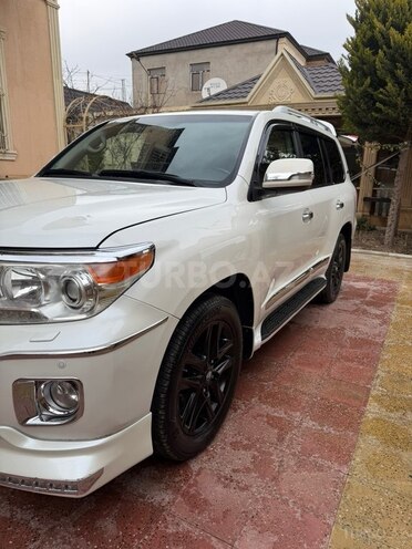 Toyota Land Cruiser-17