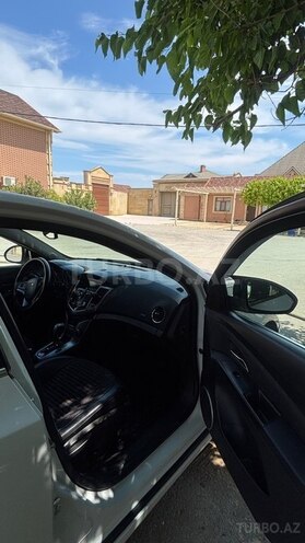 Chevrolet Cruze-9