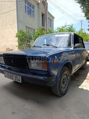 LADA (VAZ) 2107-1