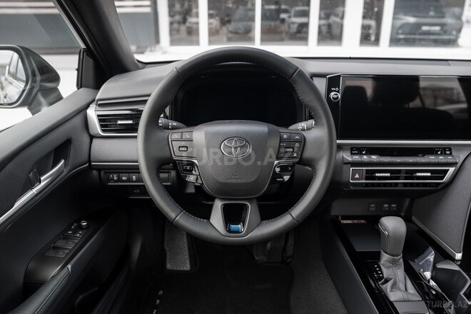 Toyota Camry-11