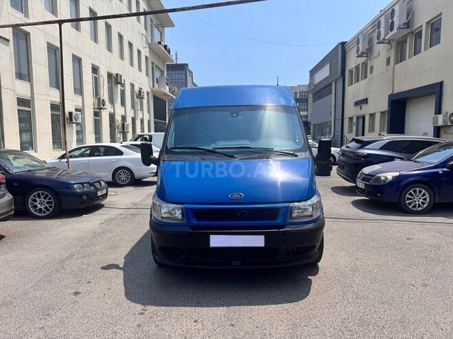Ford Transit-1