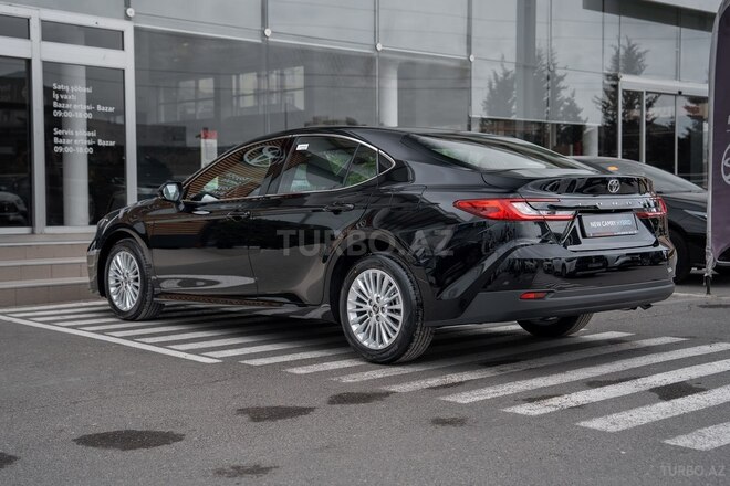 Toyota Camry-6