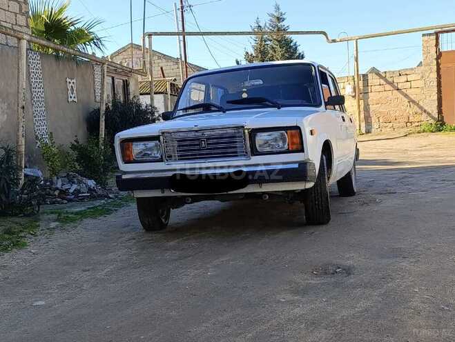 LADA (VAZ) 2107-1