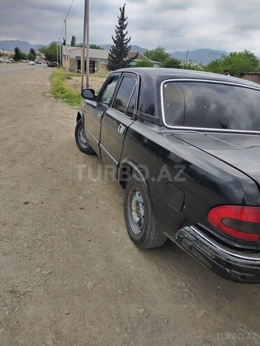 GAZ 3110 "Volga"-4