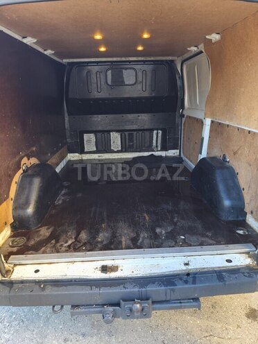 Ford Transit-5