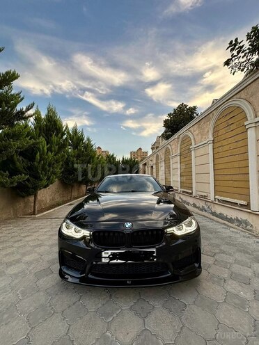 BMW 330-2